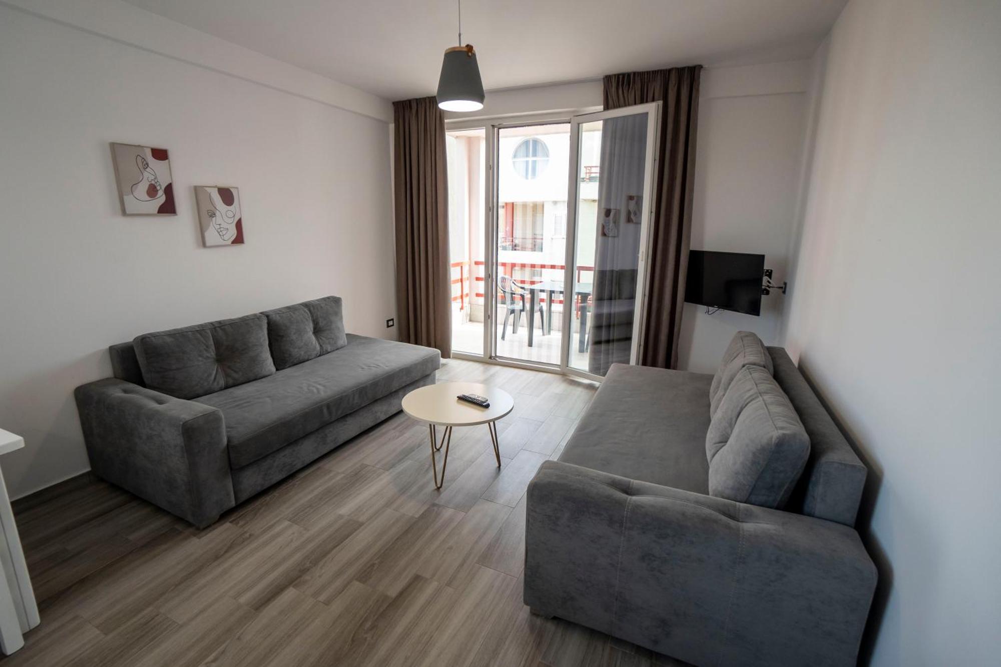 Tuttomondo Apartments Golem  Bagian luar foto