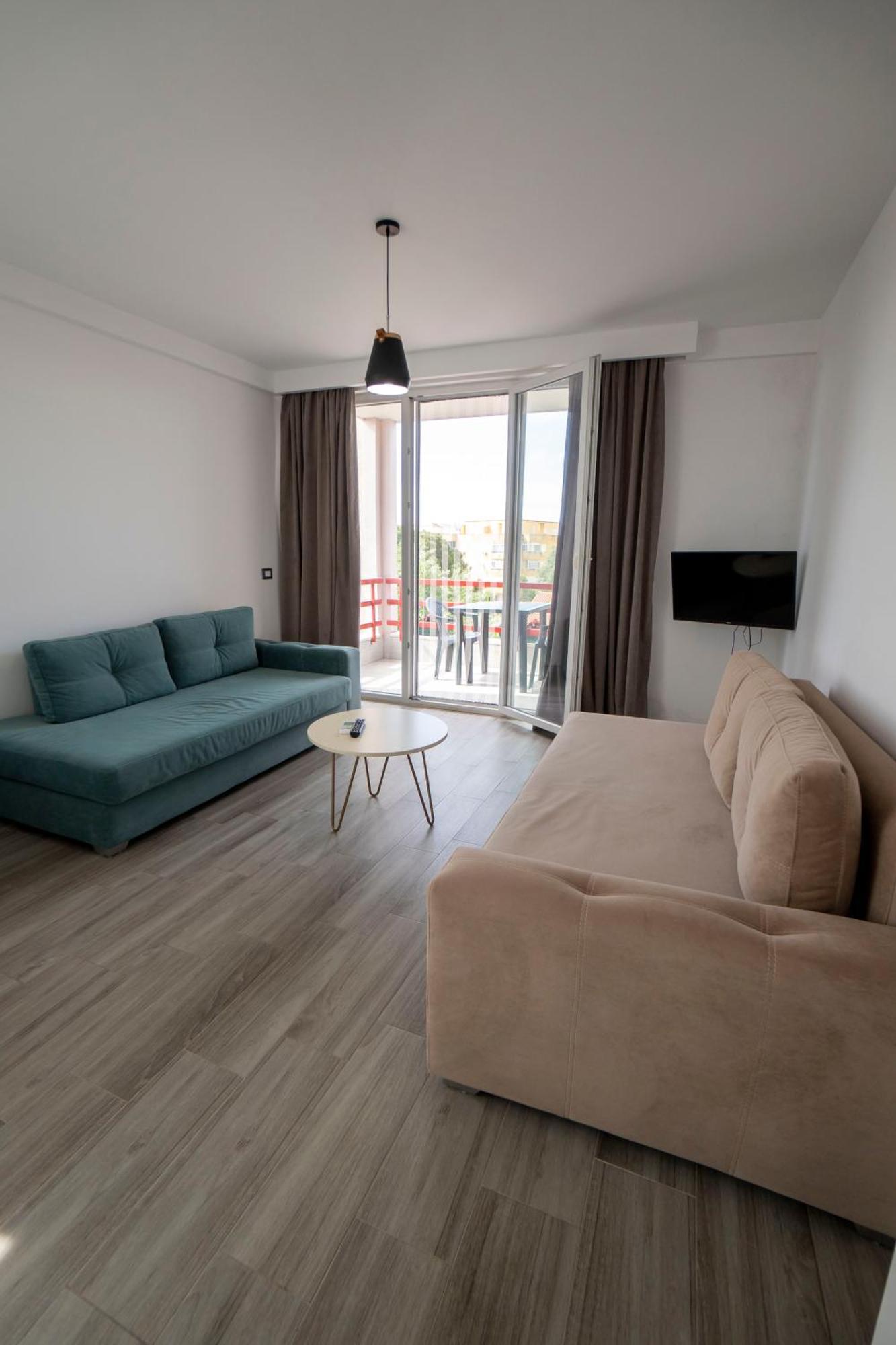 Tuttomondo Apartments Golem  Bagian luar foto