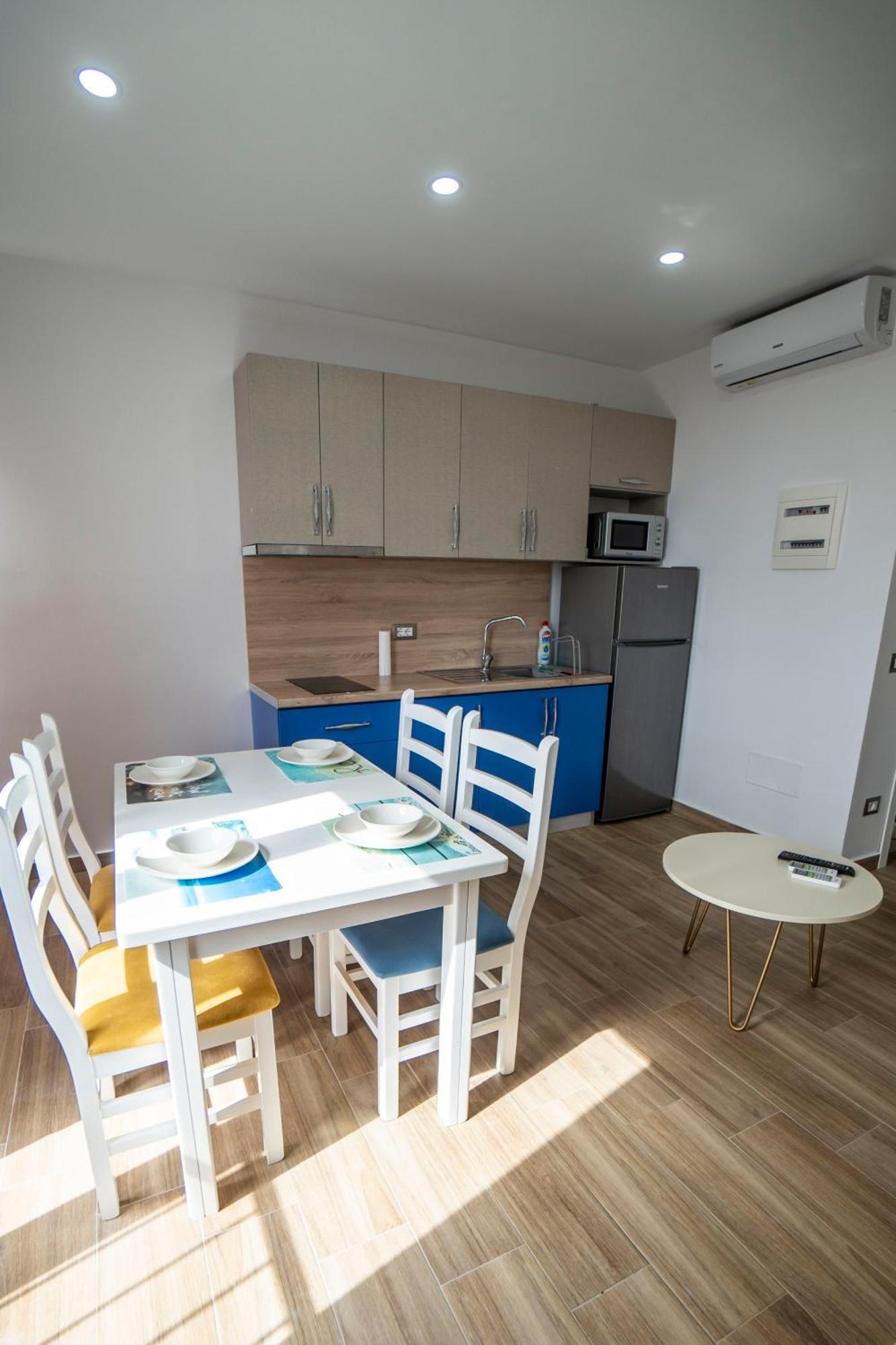 Tuttomondo Apartments Golem  Bagian luar foto