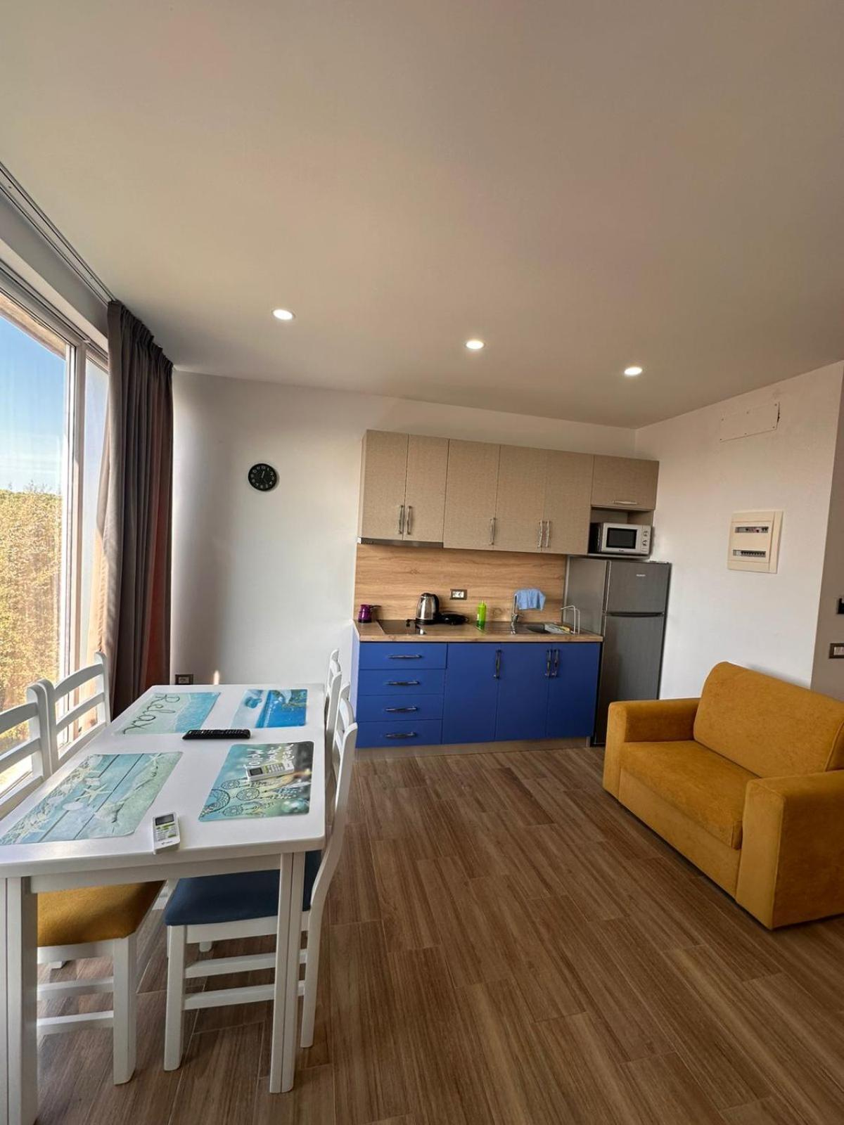 Tuttomondo Apartments Golem  Bagian luar foto